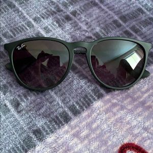 Erika Classic Raybans